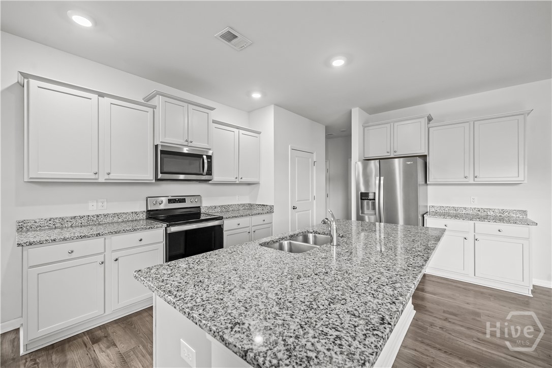 Residential in Richmond Hill 2
