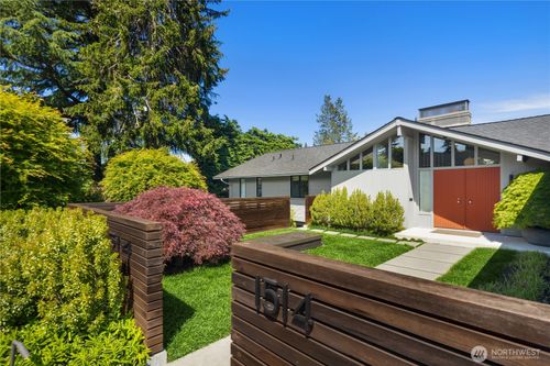 1514 Shenandoah Drive E, Seattle, WA, 98112 | Card Image