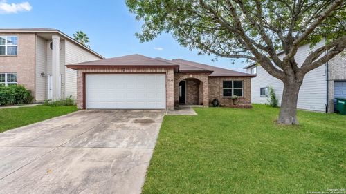 5642 Lovett Oaks, San Antonio, TX, 78218-6067 | Card Image
