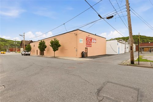 314 3rd Ave, Johnstown, PA, 15906-2743 | Card Image