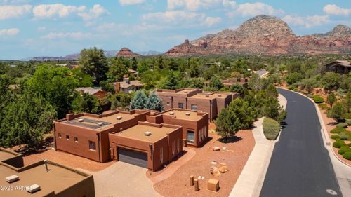2265 Whippet Way, Sedona, AZ, 86336-5905 | Card Image
