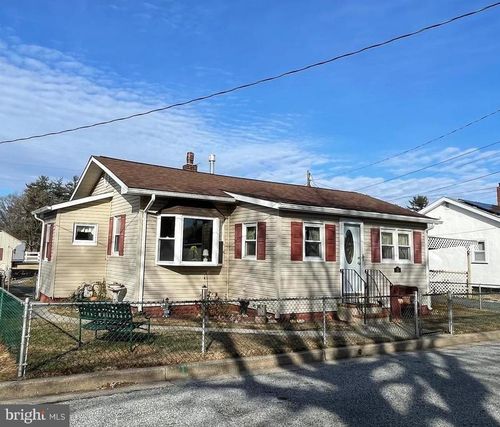 50 Van Buren St, PENNSVILLE, NJ, 08070 | Card Image