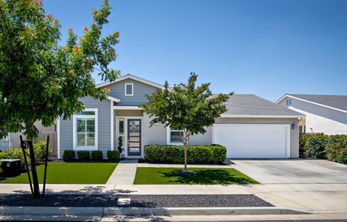 3707 N Santa Fe Street, Visalia, CA, 93291 | Card Image