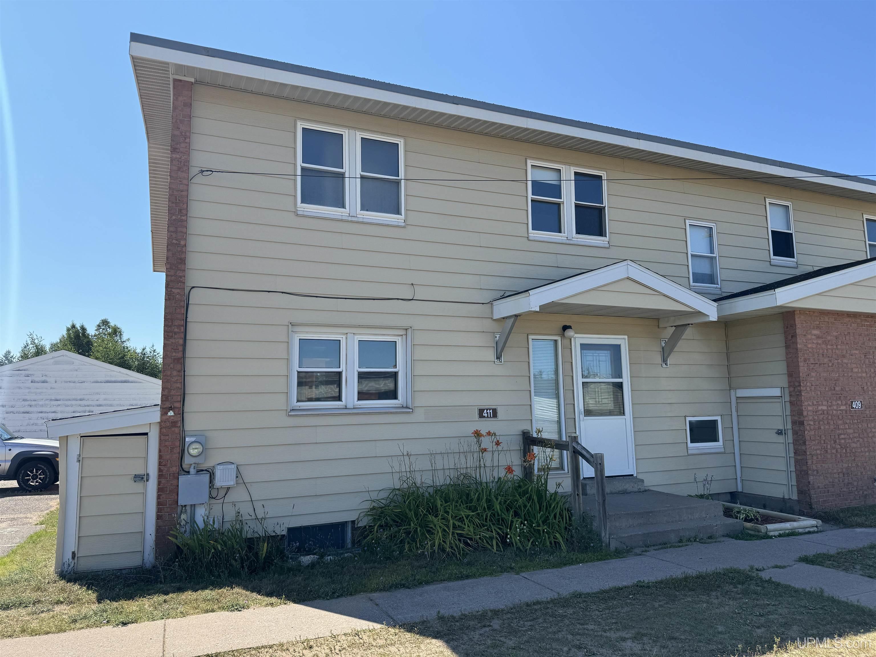 Mustang St, Gwinn, MI 49841