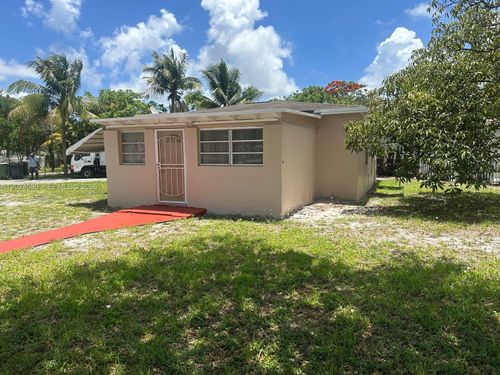 12555 Nw 10th Ave, North Miami, FL, 33168-6419 | Card Image