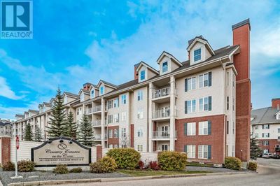 151 Country Village Rd Ne, Condo with 1 bedrooms, 1 bathrooms and 1 parking in Calgary AB | Image 1