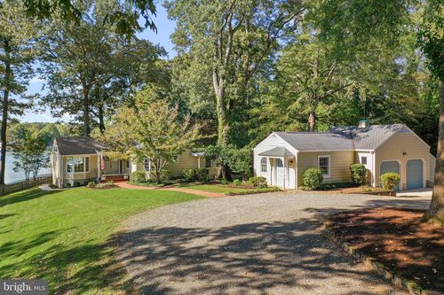 126 Lancaster Rd, Irvington, VA, 22480-2013 | Card Image