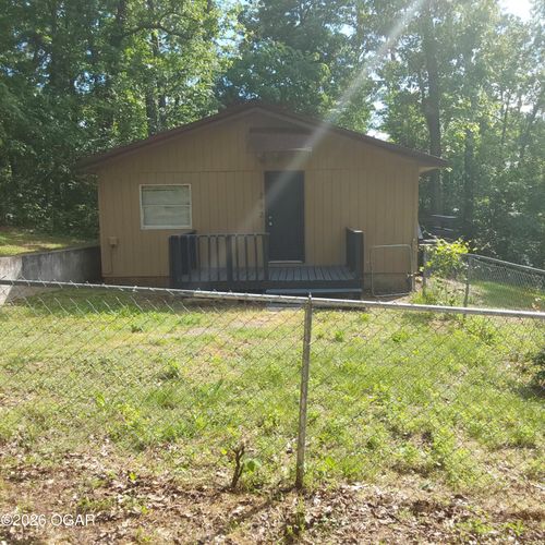 202 Iris Rd, Noel, MO, 64854-8325 | Card Image