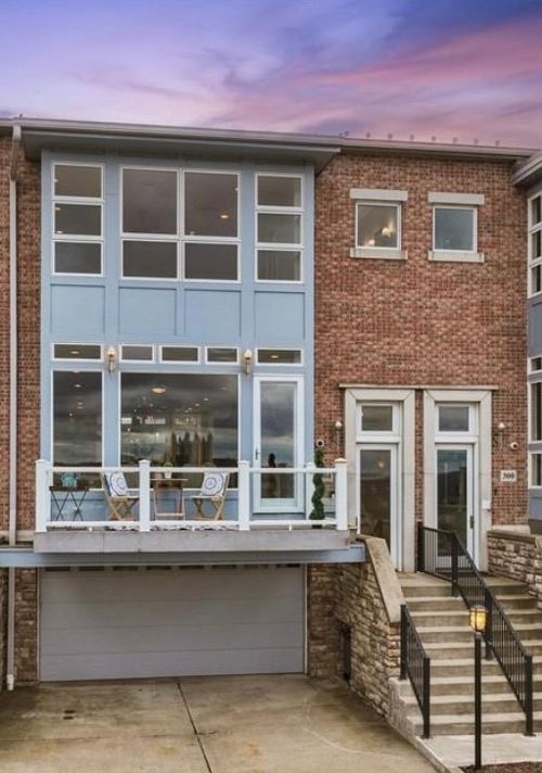 304 Bigbee St, Mt Washington, PA, 15211-1714 | Card Image