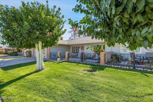10825 W Caron Dr, Sun City, AZ, 85351-4641 | Card Image