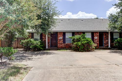 914 Sun Meadow St, College Station, TX, 77845-7292 | Card Image
