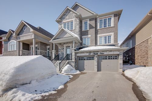 58 Atlantis Dr, Orillia, ON, L3V8L4 | Card Image