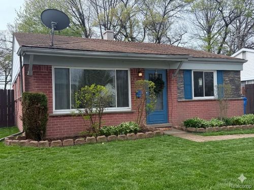 1128 Connie Ave, Madison Heights, MI, 48071-2960 | Card Image