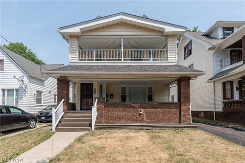 11711 Buckingham Ave, Cleveland, OH, 44120-1945 | Card Image