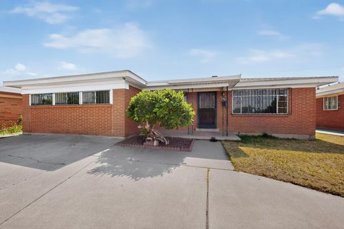 628 Kentucky St Se, Albuquerque, NM, 87108-3837 | Card Image