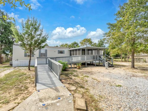8377 Segura St, Navarre, FL, 32566-9352 | Card Image