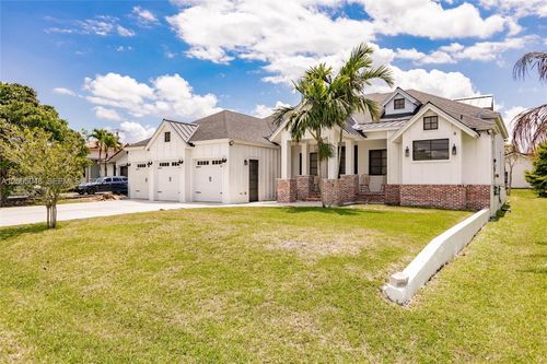 11240 Nw 23rd St, Plantation, FL, 33323-2025 | Card Image