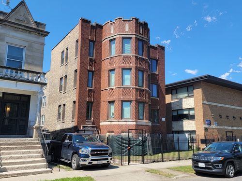 6418 S Vernon Ave, CHICAGO, IL, 60637-3337 | Card Image