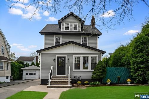 210 Paterson Ave, Hasbrouck Heights, NJ, 07604-2114 | Card Image