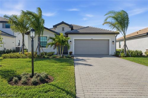 19306 Hinkley Dr, Estero, FL, 33928-2762 | Card Image