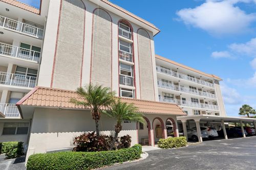 apt-252-911 Gardenia Dr, Delray Beach, FL, 33483-4820 | Card Image