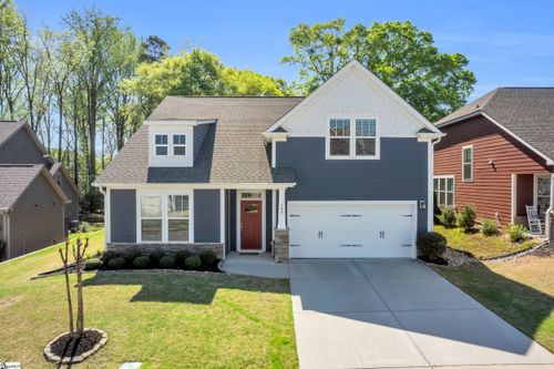 104 Mares Head Pl, Taylors, SC, 29687-8601 | Card Image