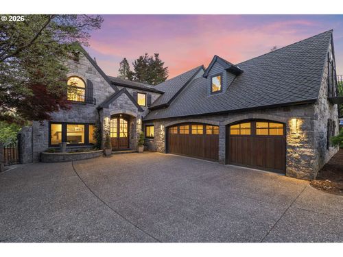 18370 River Edge Ln, Lake Oswego, OR, 97034-5123 | Card Image
