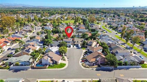 7 Boone, Irvine, CA, 92620-3304 | Card Image