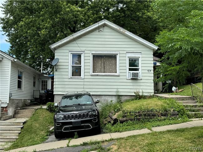 117 Beecher Street, House other with 2 bedrooms, 1 bathrooms and null parking in Syracuse NY | Image 1