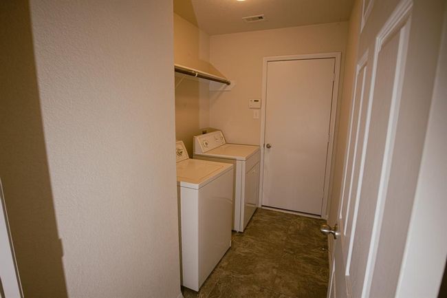 17907 Acorn Field Trl, House other with 3 bedrooms, 2 bathrooms and 3 parking in Humble TX | Image 12