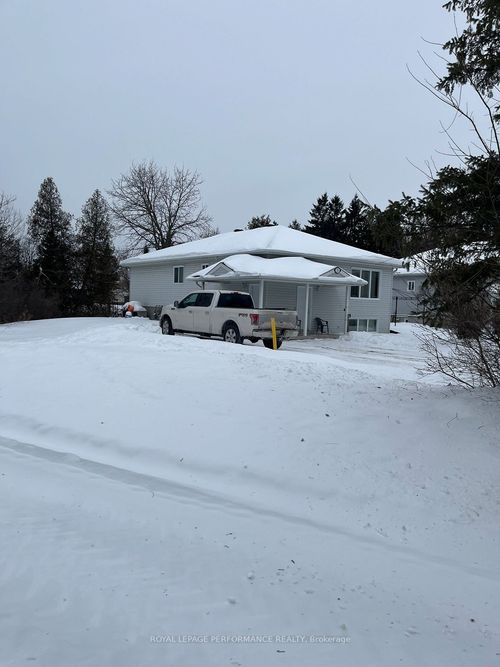 35, 35A and 37 Cloverloft Court, Stittsville - Munster - Richmond, ON, K2S1T3 | Card Image