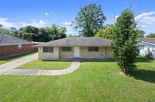 6720 Avocado Dr, Baton Rouge, LA, 70812-1103 | Card Image