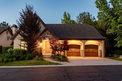 8371 S Via Riviera Way, Cottonwood Heights, UT, 84093-6532 | Card Image