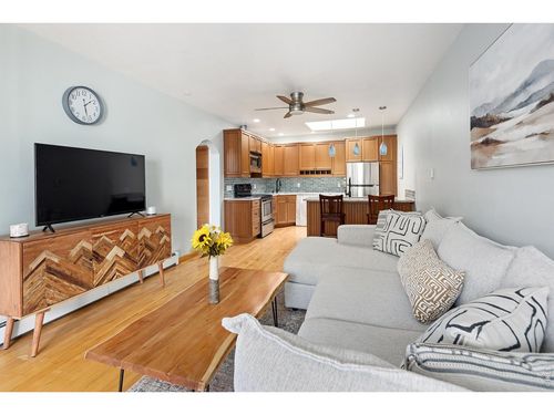 611 Cascade Ave, Boulder, CO, 80302-7427 | Card Image
