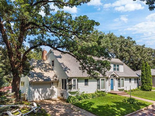 1334 Oak Beach Dr, Fairmont, MN, 56031-3105 | Card Image