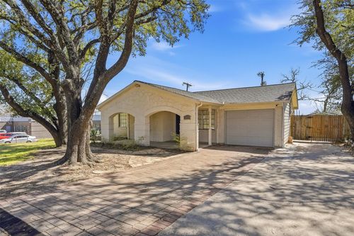 324 W Grubb Dr, Mesquite, TX, 75149-3429 | Card Image