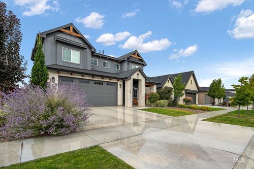 549 S Steephead Ln, Eagle, ID, 83616-4529 | Card Image