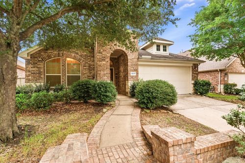 18315 E Willow Oak Bend Dr, Cypress, TX, 77433-2779 | Card Image