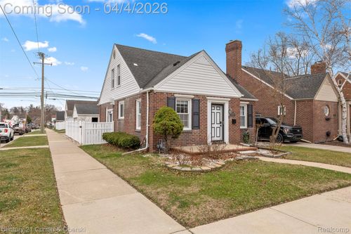 22801 Buckingham St, Dearborn, MI, 48128-1840 | Card Image