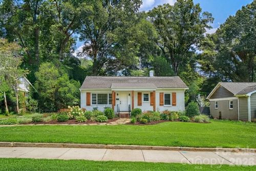 1062 Dresden Dr W, Charlotte, NC, 28205-6312 | Card Image