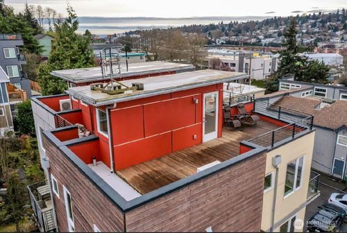 apt-c-3639 13th Ave W, Seattle, WA, 98119-1399 | Card Image