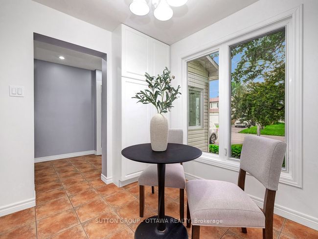 1112 St Germain Cres, House other with 4 bedrooms, 2 bathrooms and 2 parking in Orleans ON | Image 20
