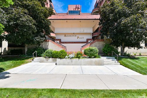 115 S 1100 E, Salt Lake City, UT, 84102-1527 | Card Image