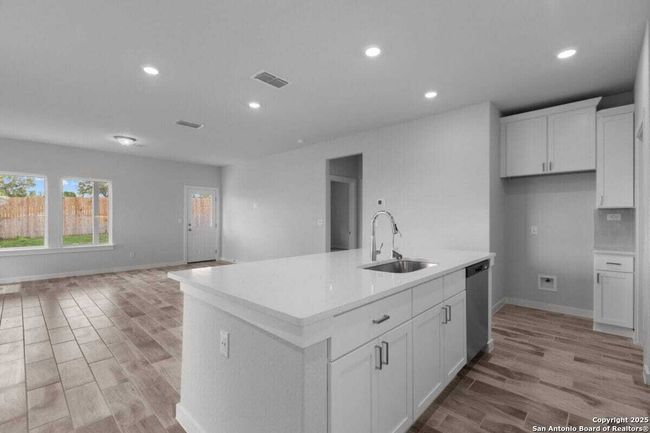 759 Fort Leonard, House other with 4 bedrooms, 3 bathrooms and null parking in San Antonio TX | Image 4