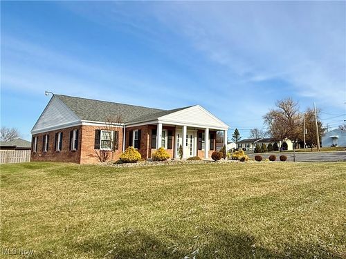 2894 Center Road, Poland, OH, 44514 | Card Image