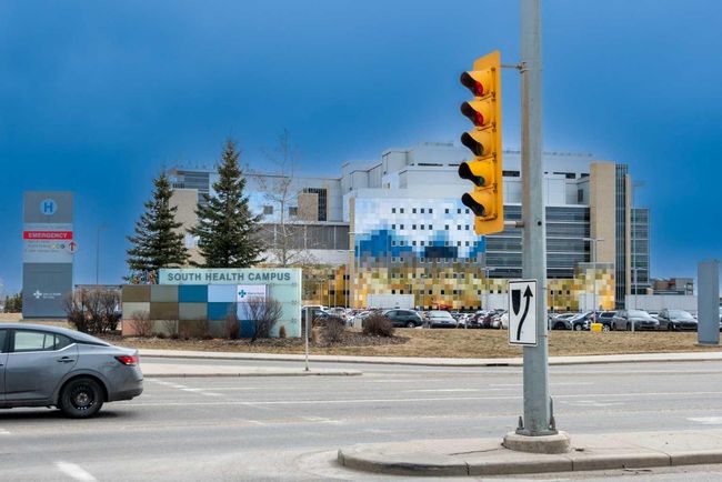 2303 - 220 Seton Grove Se, Condo with 2 bedrooms, 2 bathrooms and 1 parking in Calgary AB | Image 31