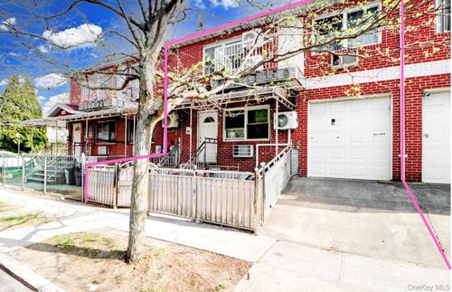 15818 85th Ave, Jamaica, NY, 11432-2522 | Card Image