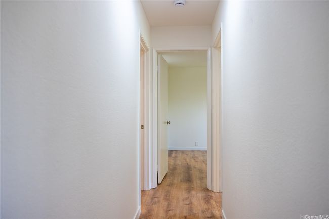 52T - 255 Mananai Pl, Condo with 2 bedrooms, 1 bathrooms and 2 parking in Honolulu HI | Image 5