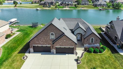 24001 S Sunset Lakes Dr, Manhattan, IL, 60442-8001 | Card Image