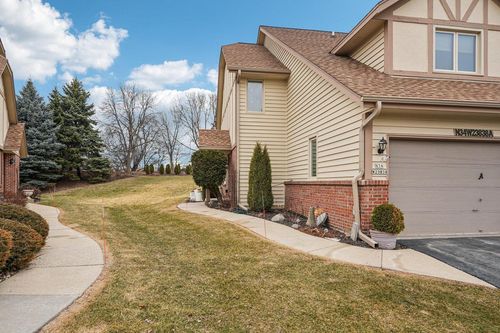 a-N34W23838 Grace Avenue, Pewaukee, WI, 53072 | Card Image